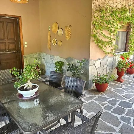 컨트리하우스 Theodoras House Nea Iraklitsa